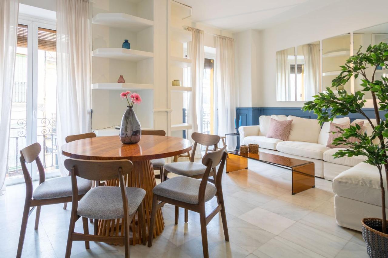 Terceros City Center Deluxe By Valcambre Sevilla Eksteriør billede