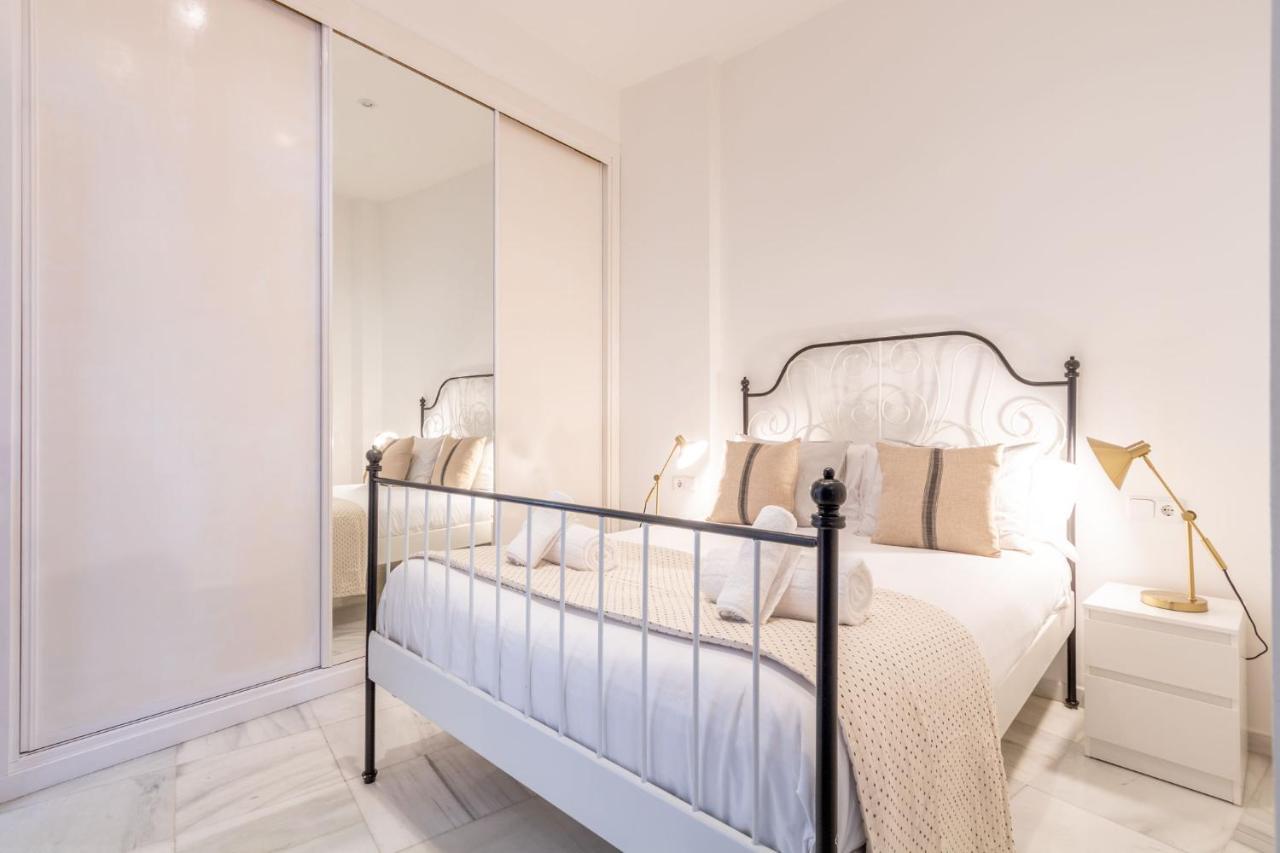 Terceros City Center Deluxe By Valcambre Sevilla Eksteriør billede