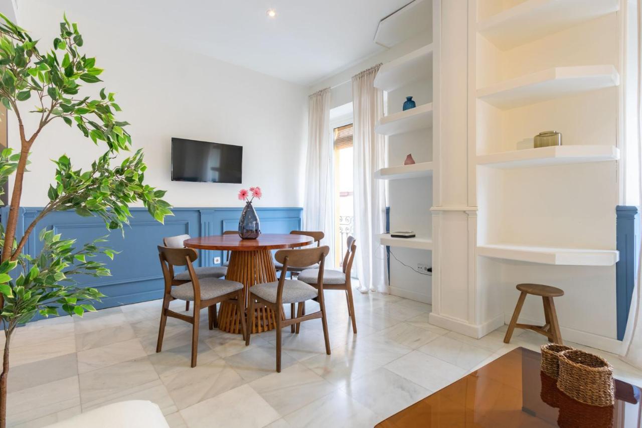 Terceros City Center Deluxe By Valcambre Sevilla Eksteriør billede